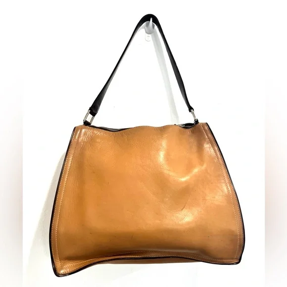 Coach Vintage Camel and Chocolate Brown Lined Shoulder Bag - Picture 5 of 15